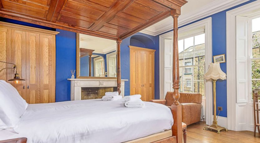 Photo of Harold Villa