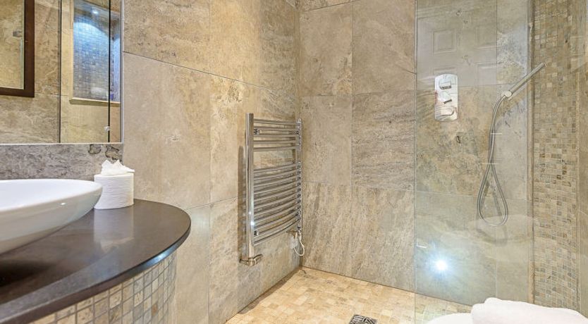 Photo of Harold Villa