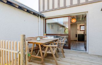 La Guillaumière Apartment 3 Holiday Home