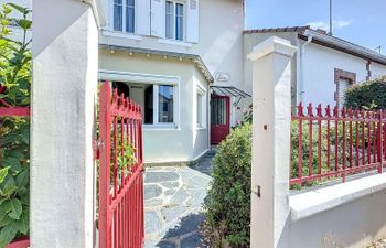 Les Mouettes Holiday Home