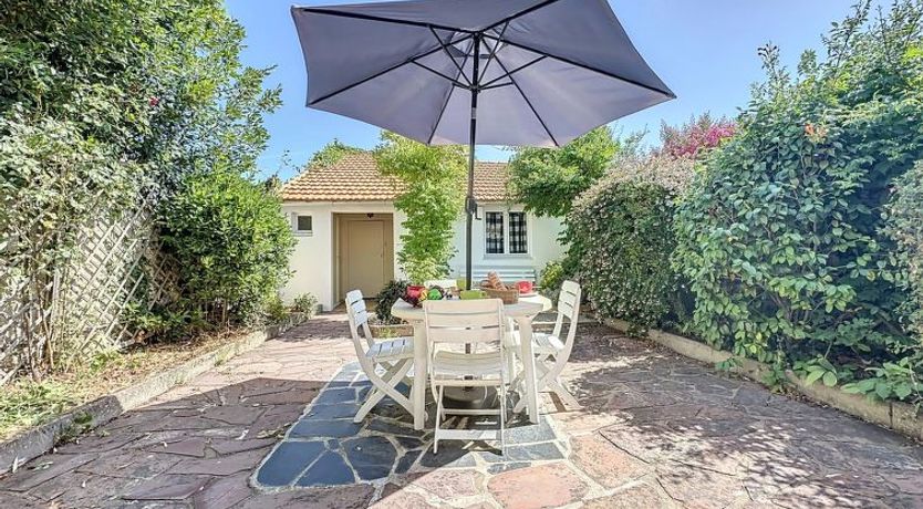 Photo of Les Mouettes