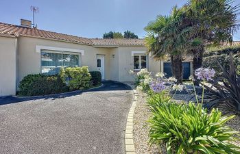 Villa Sel et Pins Holiday Home