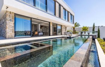 Vista II Holiday Home