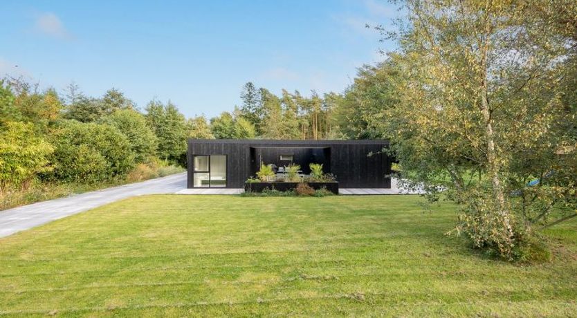 Photo of "Hortense" - 900m from the sea