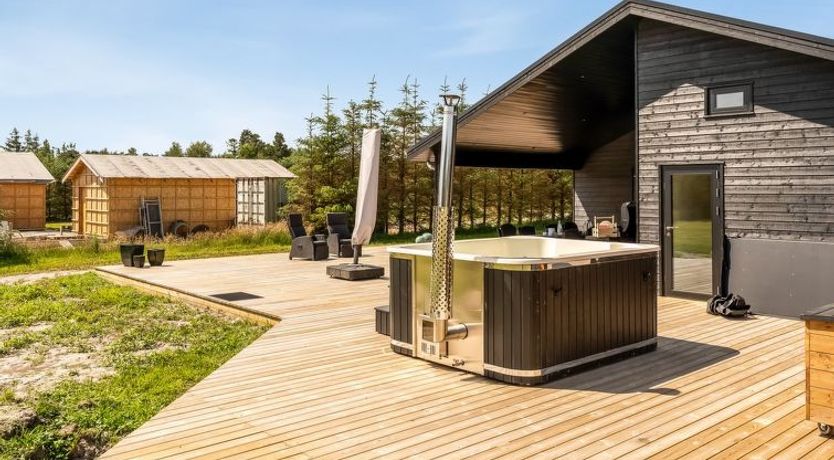 Photo of "Mads" - 700m from the sea