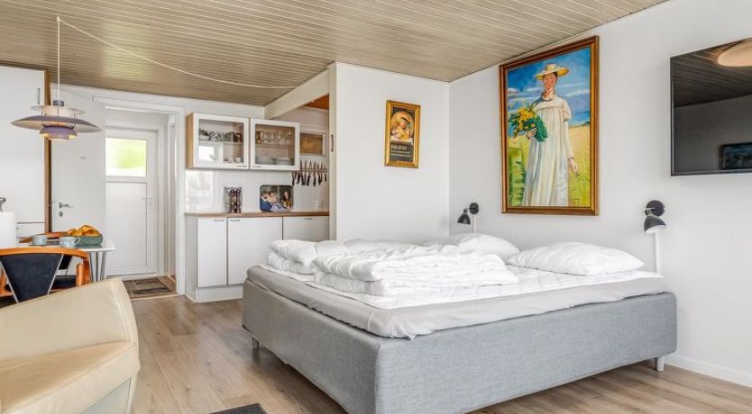 Photo of "Sibyll" - 2km from the sea