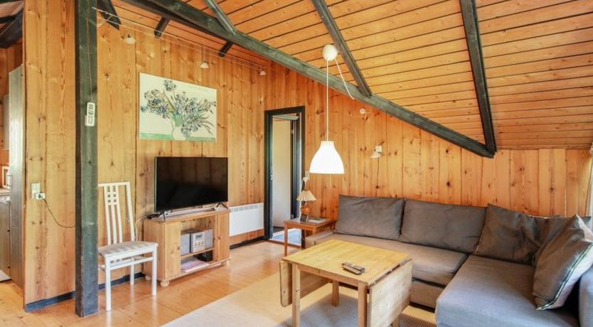 Photo of "Melba" - 8km from the sea