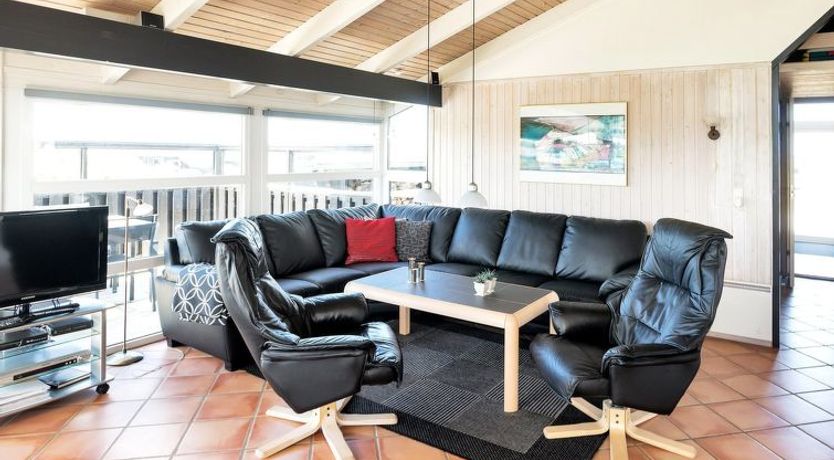 Photo of "Elvie" - 200m from the sea