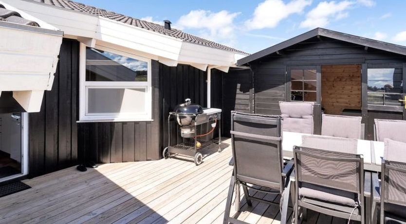 Photo of "Elvie" - 200m from the sea