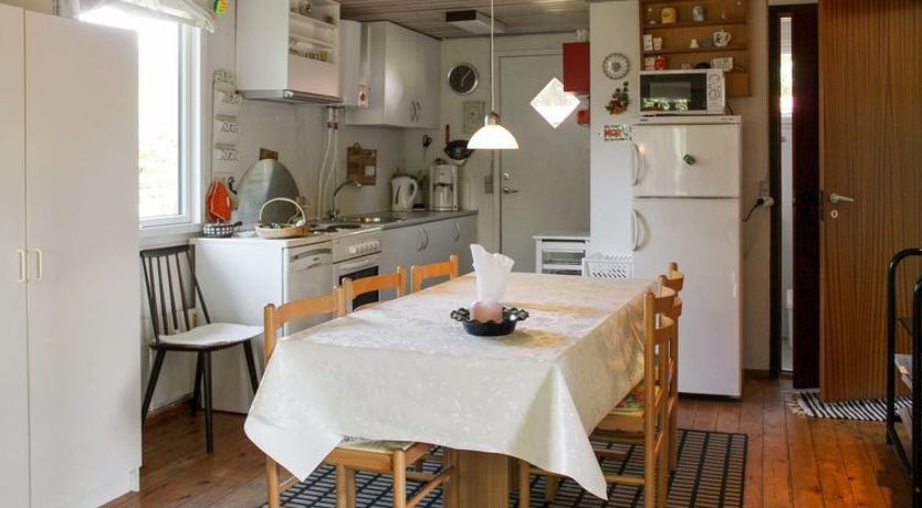 Photo of "Aneline" - 700m from the sea