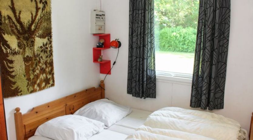 Photo of "Aneline" - 700m from the sea