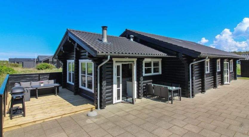 Photo of "Salmund" - 600m from the sea