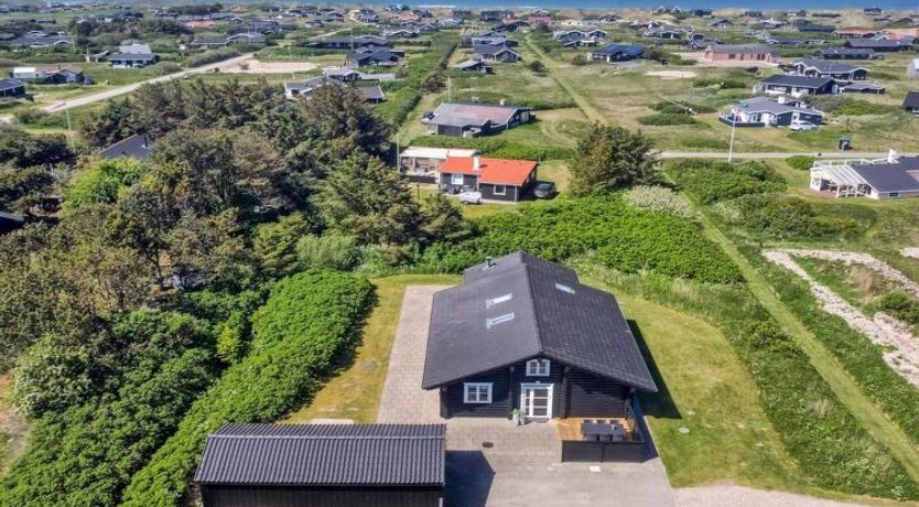 Photo of "Salmund" - 600m from the sea