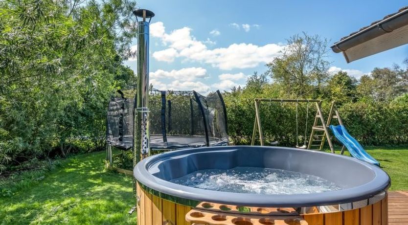 Photo of "Alrike" - 850m from the sea