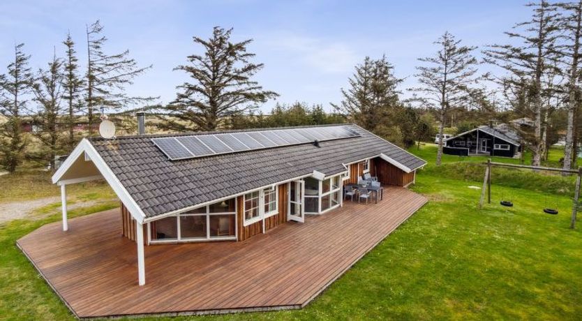 Photo of "Aleta" - 500m from the sea