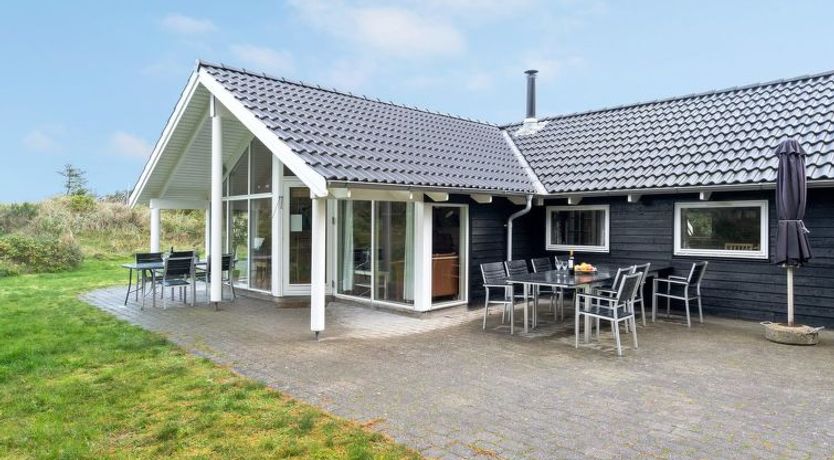 Photo of "Alhed" - 650m from the sea