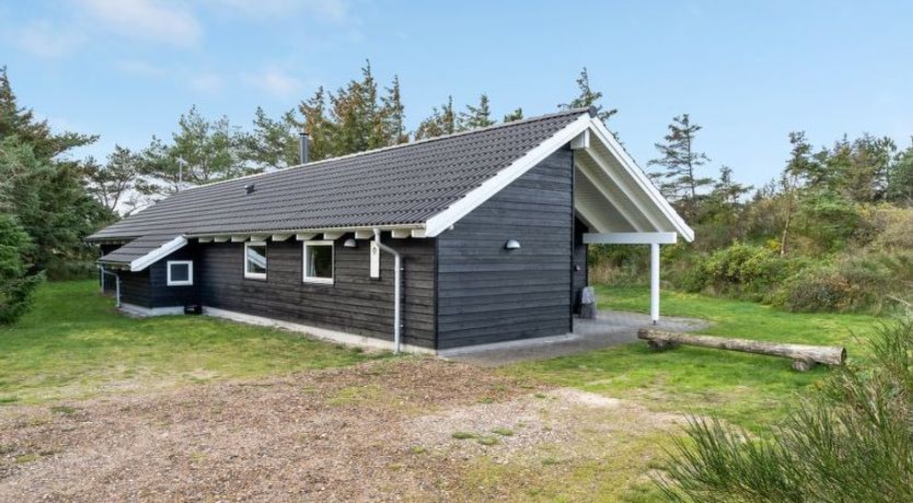 Photo of "Alhed" - 650m from the sea