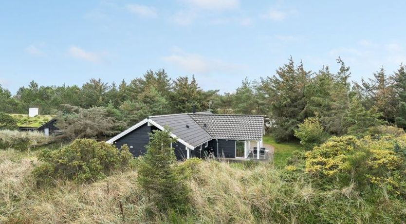 Photo of "Alhed" - 650m from the sea