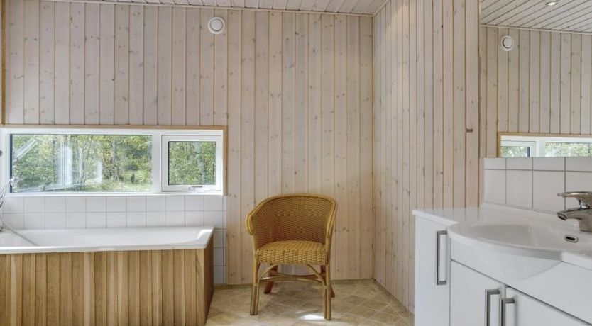 Photo of "Henni" - 2.5km from the sea