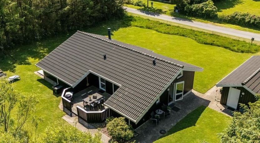 Photo of "Vilmar" - 1.2km from the sea