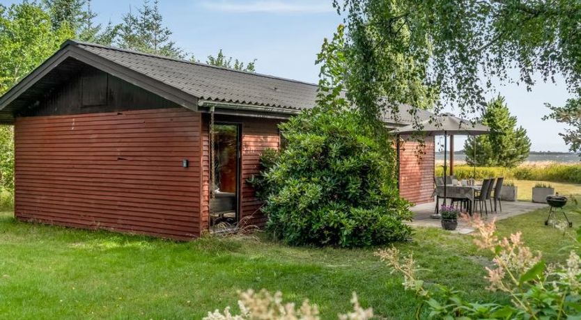 Photo of "Tayana" - 75m to the fjord