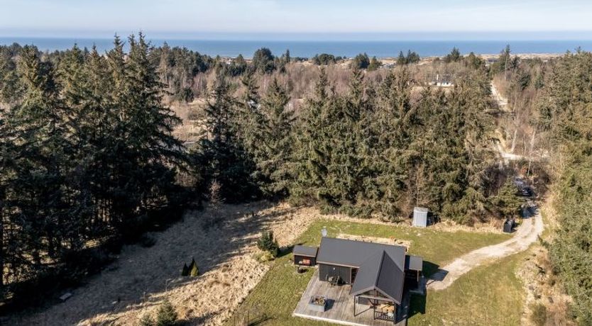 Photo of "Marla" - 1.1km from the sea