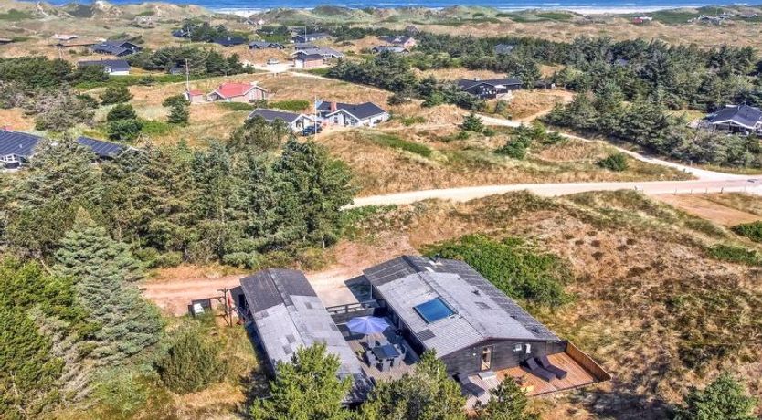 Photo of "Druscilla" - 650m from the sea