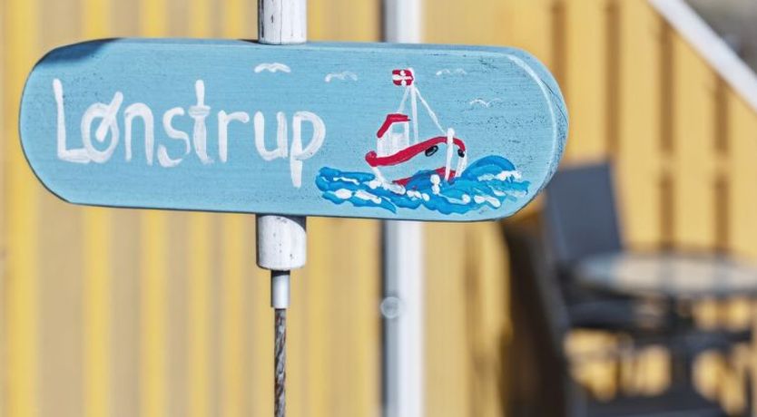 Photo of "Bjarni" - 239m from the sea