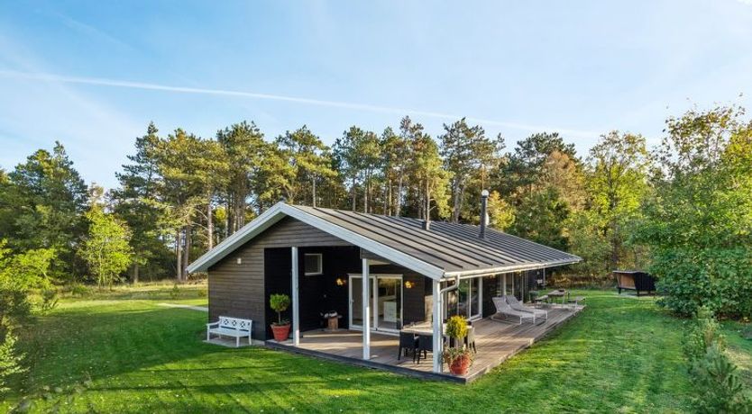 Photo of "Elfriede" - 400m to the fjord