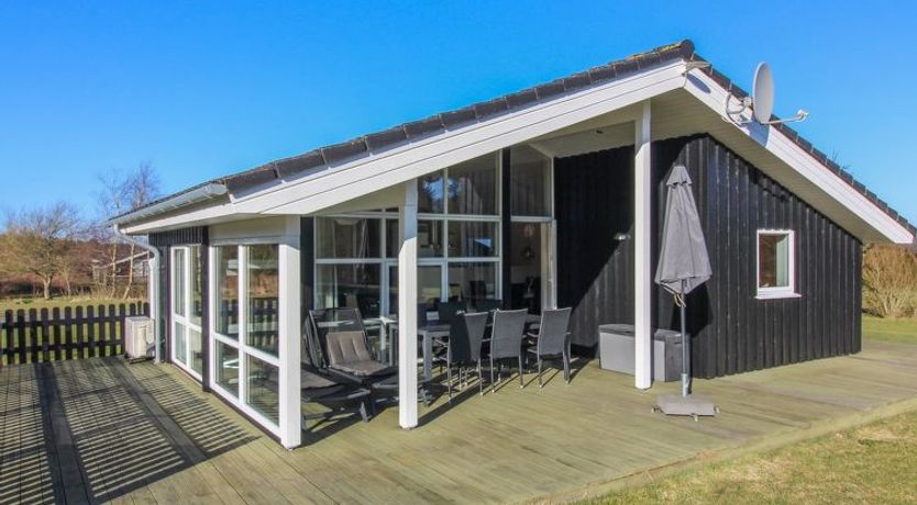 Photo of "Nynke" - 600m from the sea