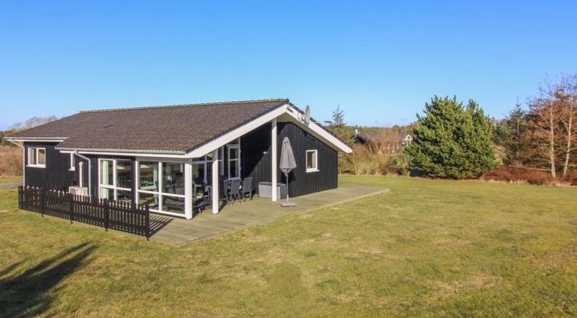 Photo of "Nynke" - 600m from the sea