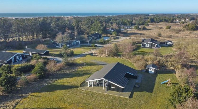 Photo of "Nynke" - 600m from the sea