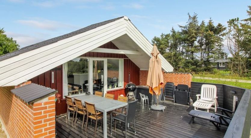 Photo of "Halli" - 700m from the sea