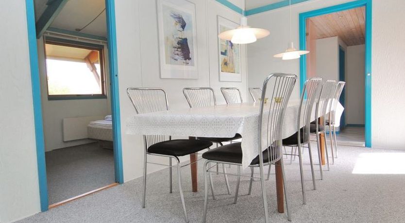 Photo of "Momme" - 500m from the sea