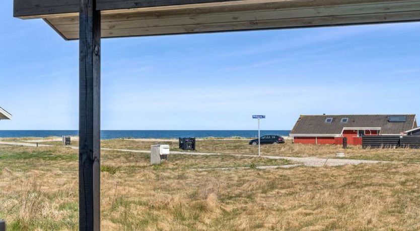 Photo of "Tjarko" - 150m from the sea