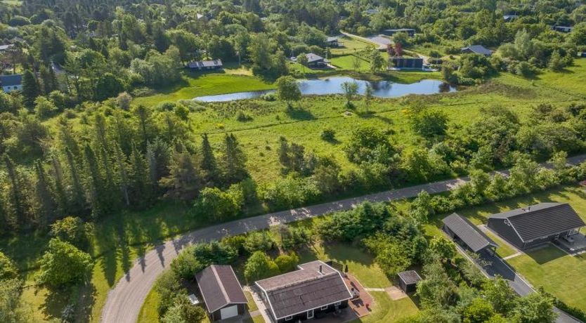 Photo of "Laris" - 700m to the fjord