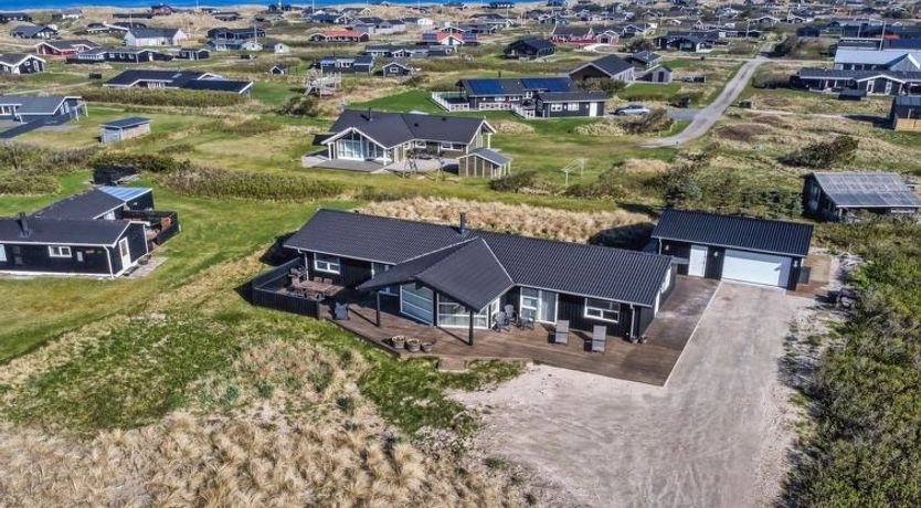 Photo of "Lennart" - 300m from the sea