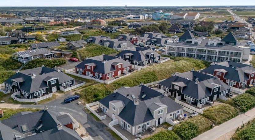 Photo of "Hildegerd" - 100m from the sea