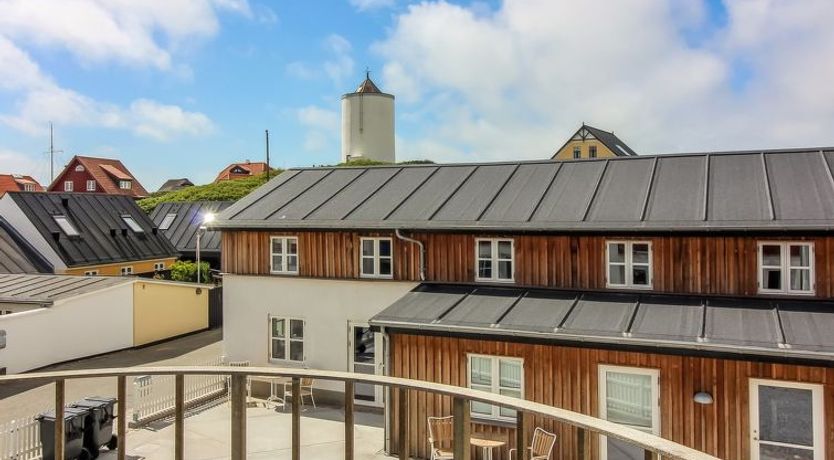 Photo of "Poulsen" - 200m from the sea