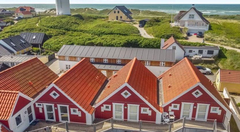 Photo of "Poulsen" - 200m from the sea