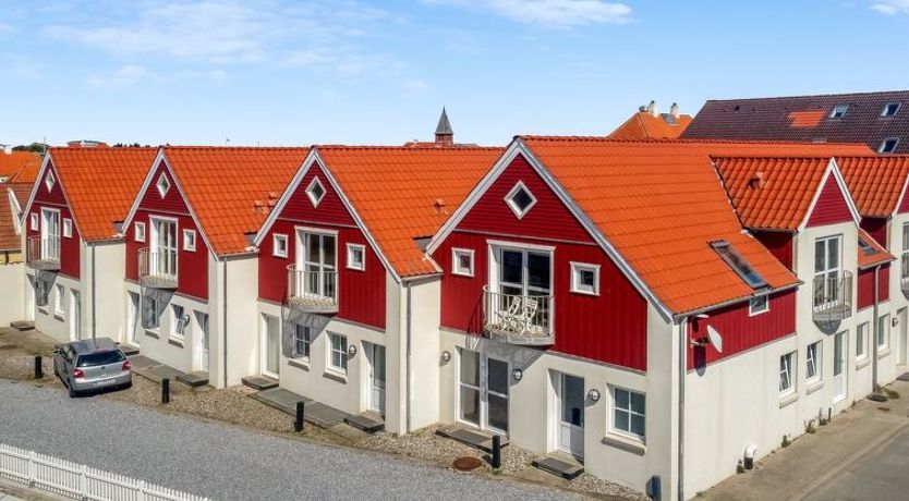 Photo of "Poulsen" - 200m from the sea