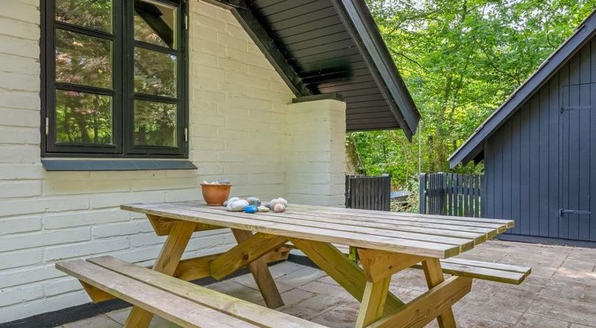 Photo of "Armgard" - 600m from the sea