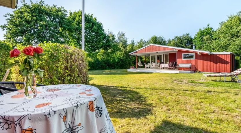 Photo of "Viktoria" - 500m from the sea