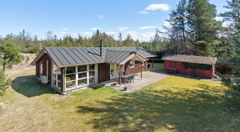 Photo of "Herwarth" - 3.3km from the sea