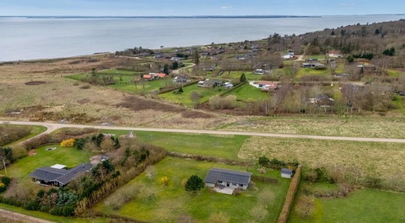 Photo of "Jule" - 1.3km to the fjord