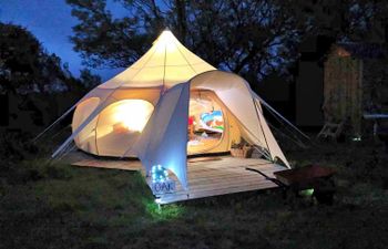 Oak Lotus Belle Tent Holiday Home