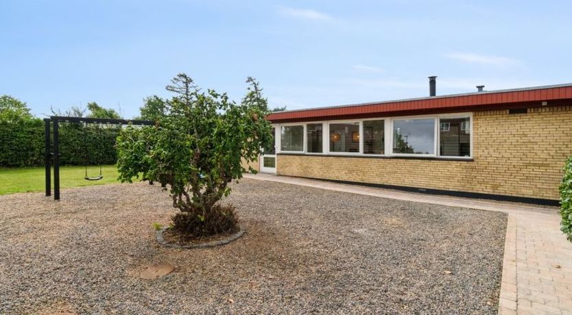 Photo of "Simon" - 1km from the sea