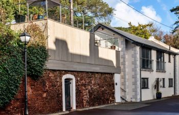 The Willows Holiday Home