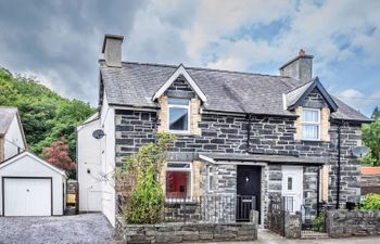 Blaen Ddol Holiday Home