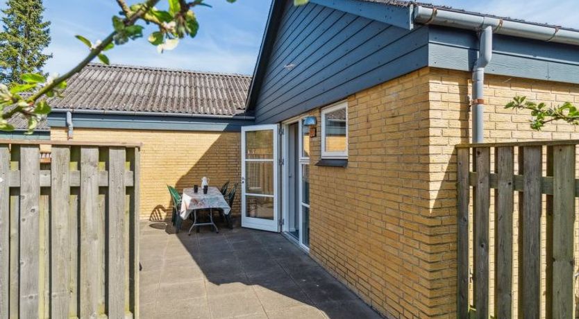 Photo of "Felicia" - 200m from the sea